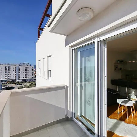 Modern Eva Apartamento *